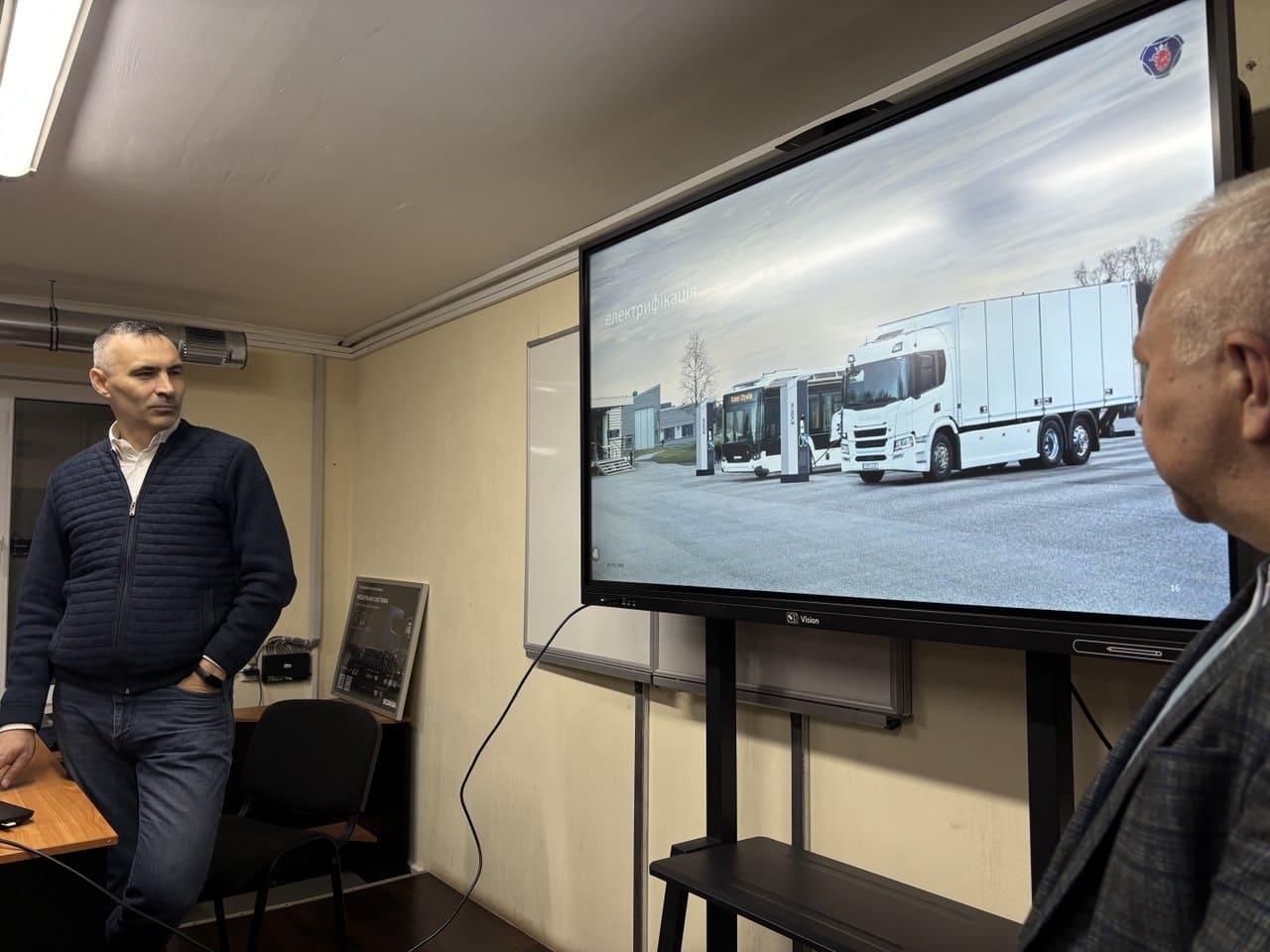 ТОВ «ДНІПРО-СКАН-СЕРВІС» з профорієнтаційною роботою